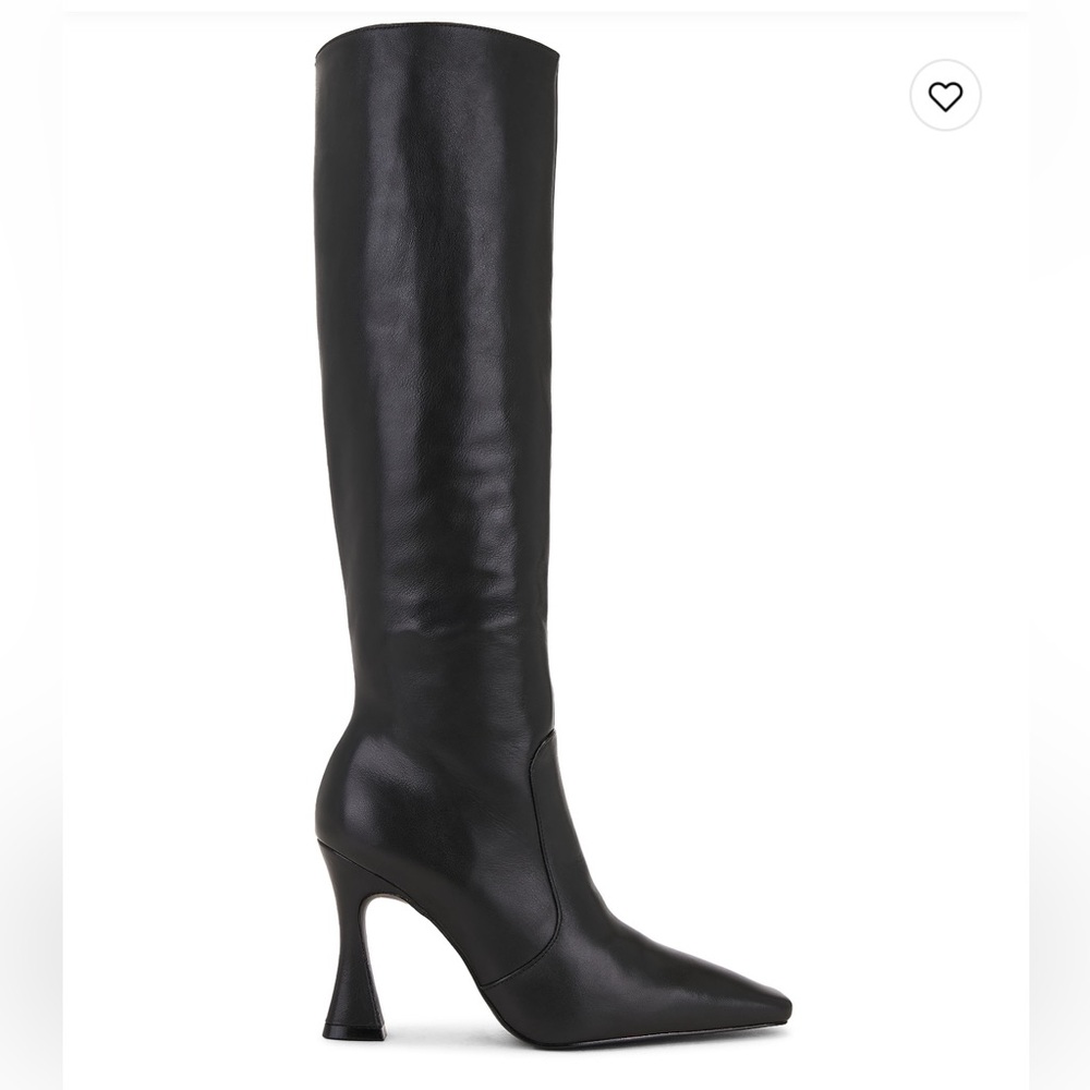 x REVOLVE Chantall Boot in Black
House of Harlow 1960